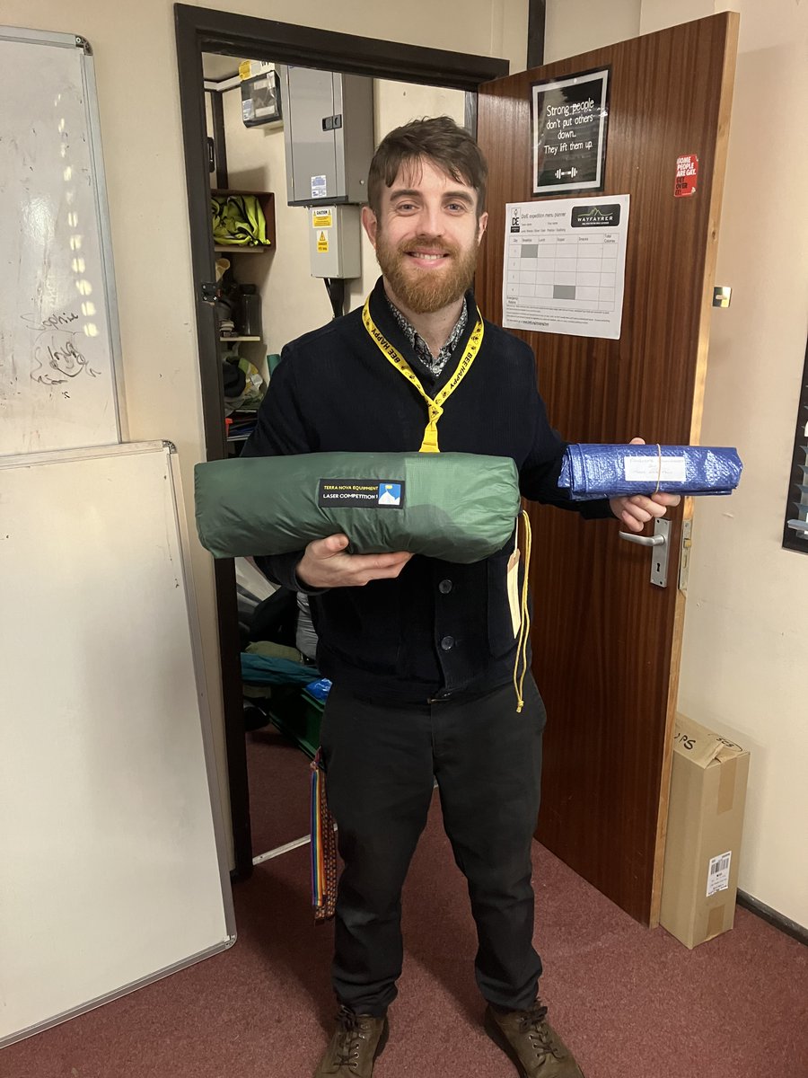 Great to catch up with the DofE manager @AcleAcademy yesterday and to give them a tent given to us by an anonymous donor who lives in the area. #DofENorfolk #randomactsofkindness @DofE
