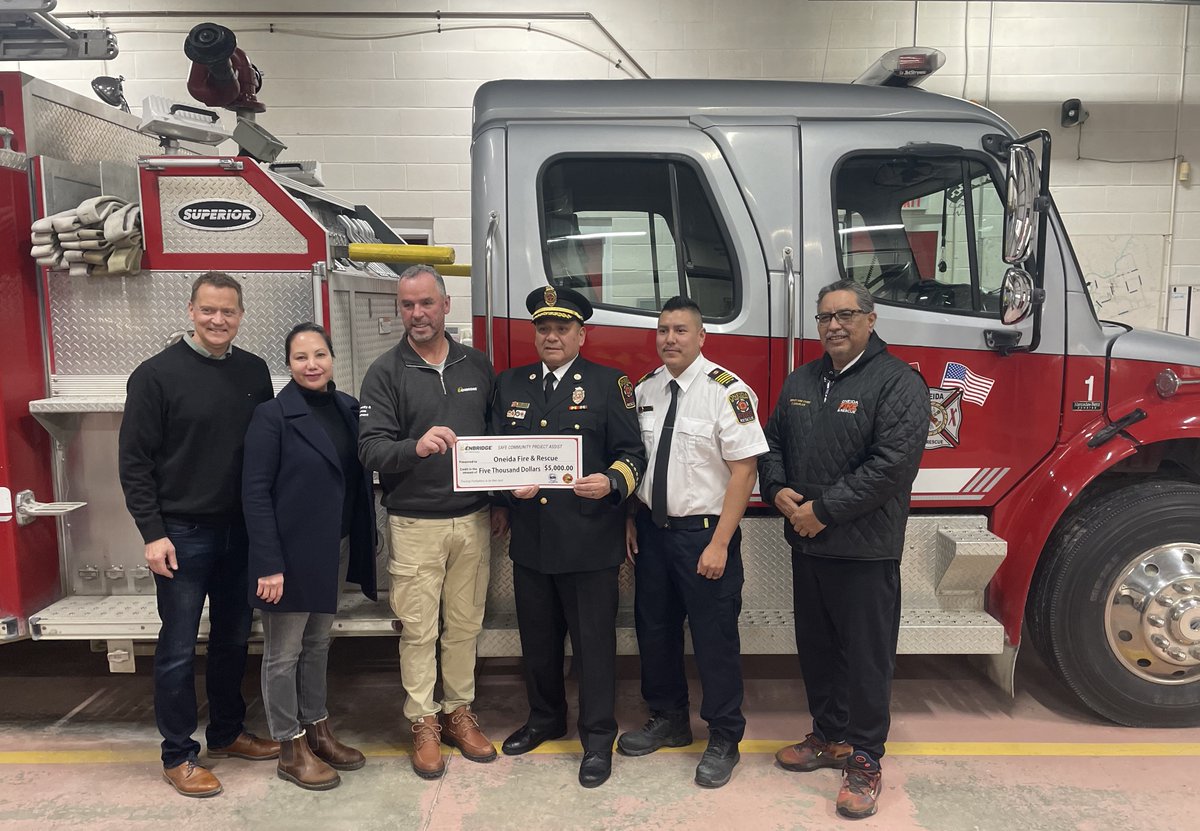 Thanks to @EnbridgeGas for helping Oneida Fire Department purchase $5000 in firefighting training materials through Safe Community Project Assist, a program with the Fire Marshal's Public Fire Safety Council #ENBFuelingFutures