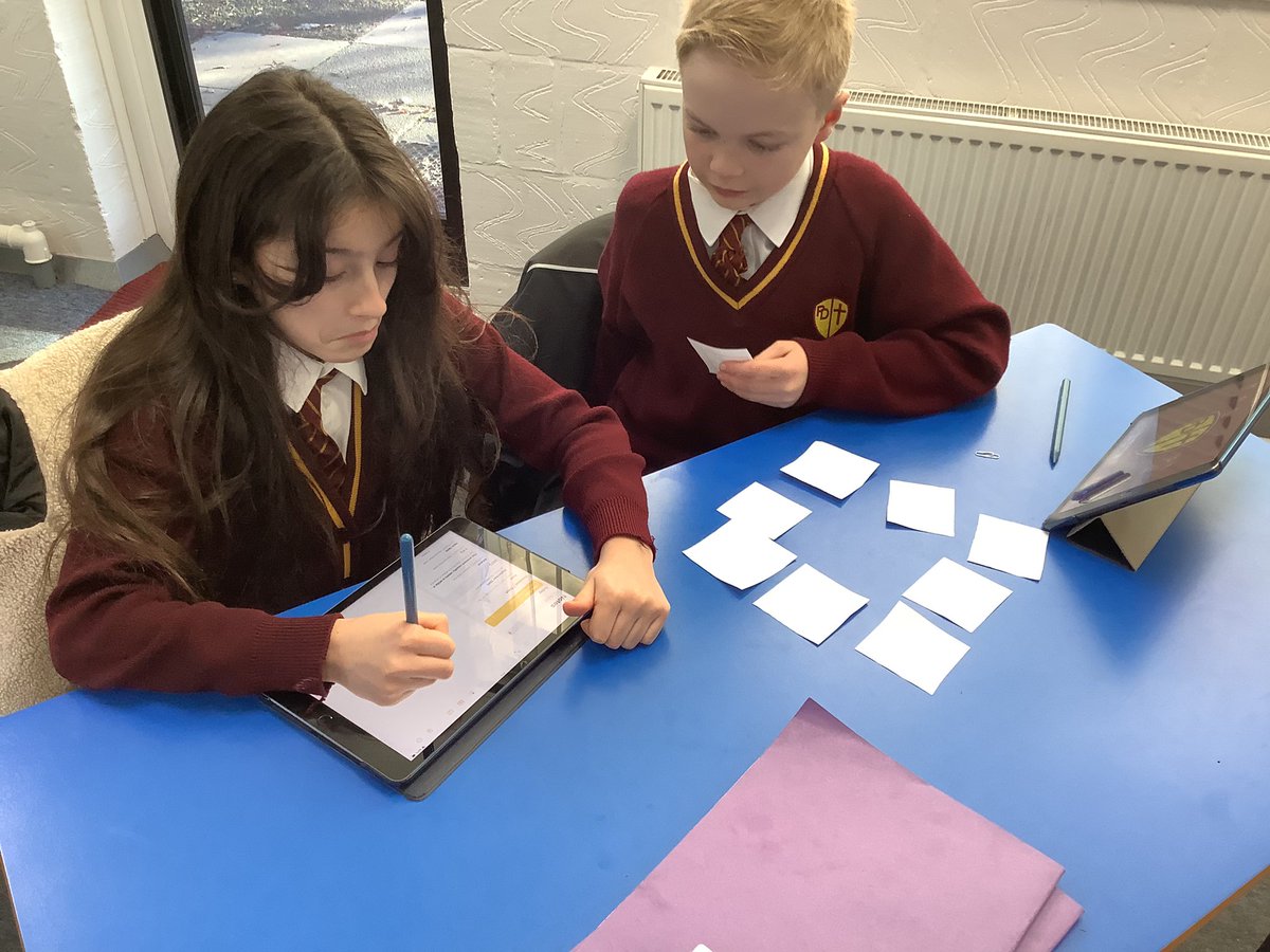 PDA_Y6's tweet image. Fantastic retrieval in Science today! We were trying to remember the symbols and definitions for different electrical components! #pdascience