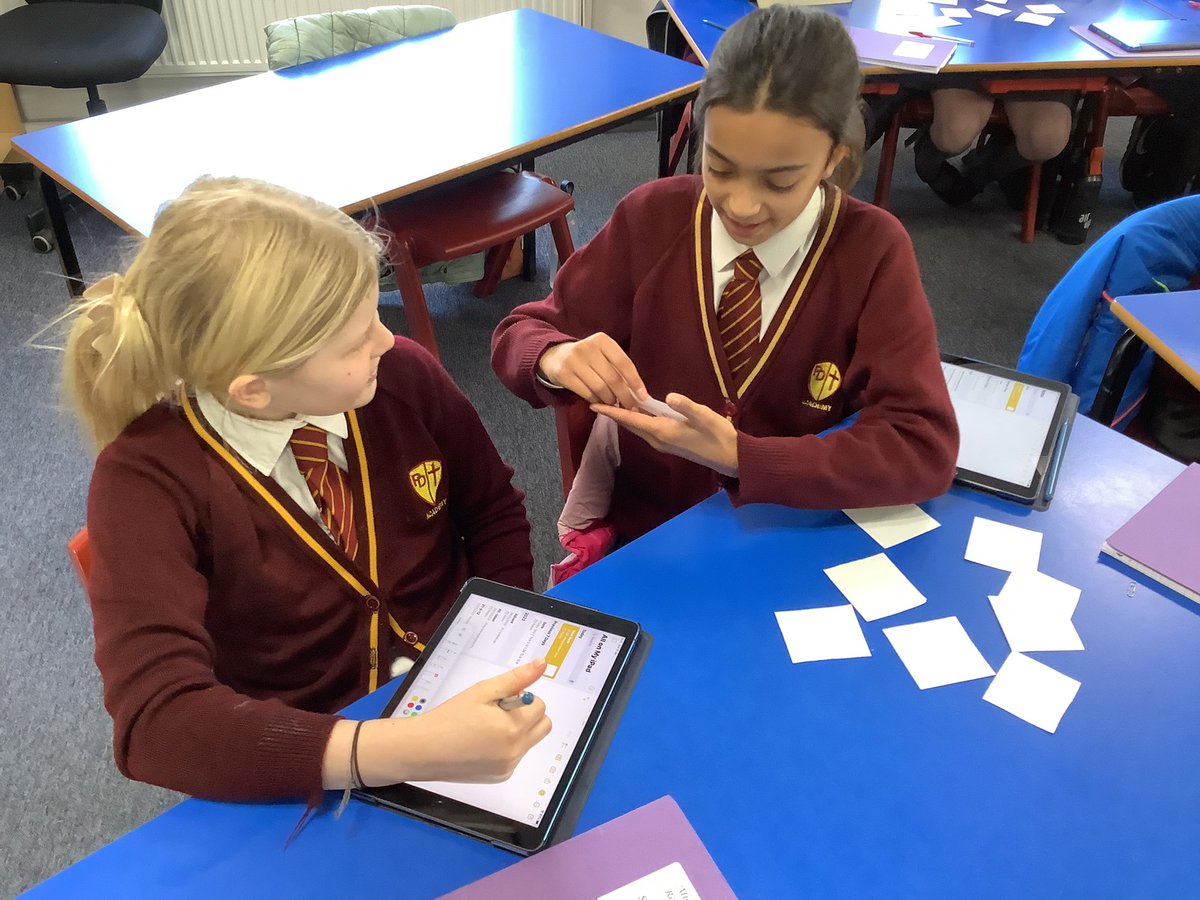 PDA_Y6's tweet image. Fantastic retrieval in Science today! We were trying to remember the symbols and definitions for different electrical components! #pdascience