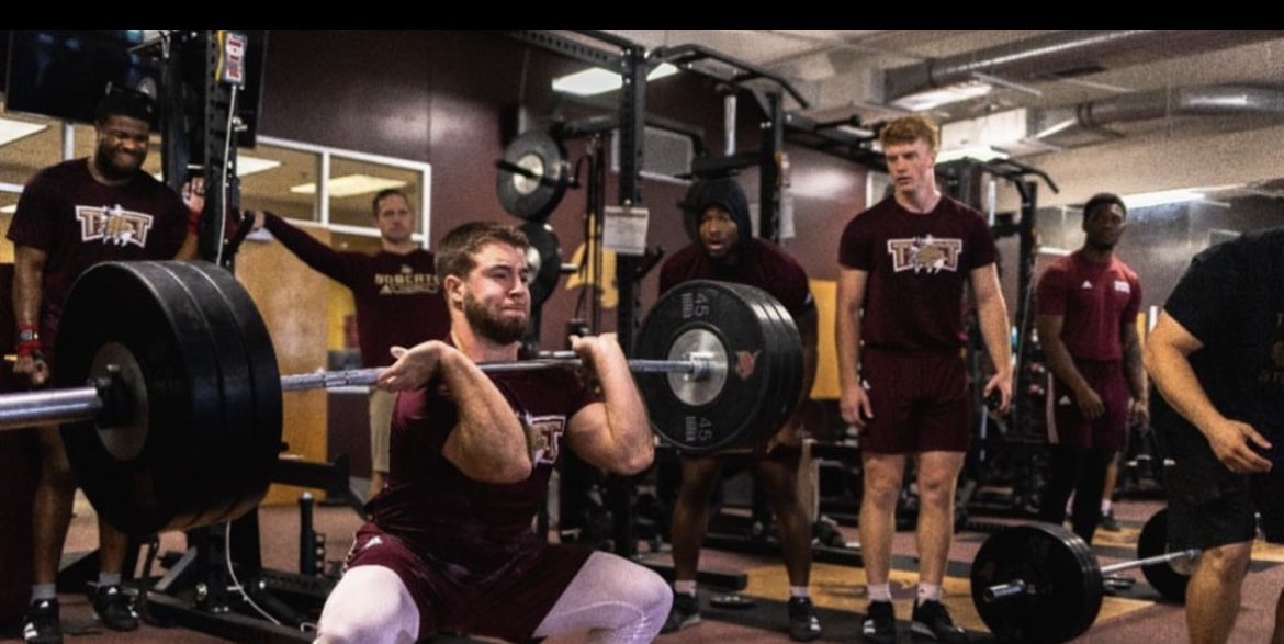 Lincdog4's tweet image. It’s a great day to be a Bobcat👀 
Offseason work starts! 
The Right Way and Again.
@HuthStrength 
#RealTraining