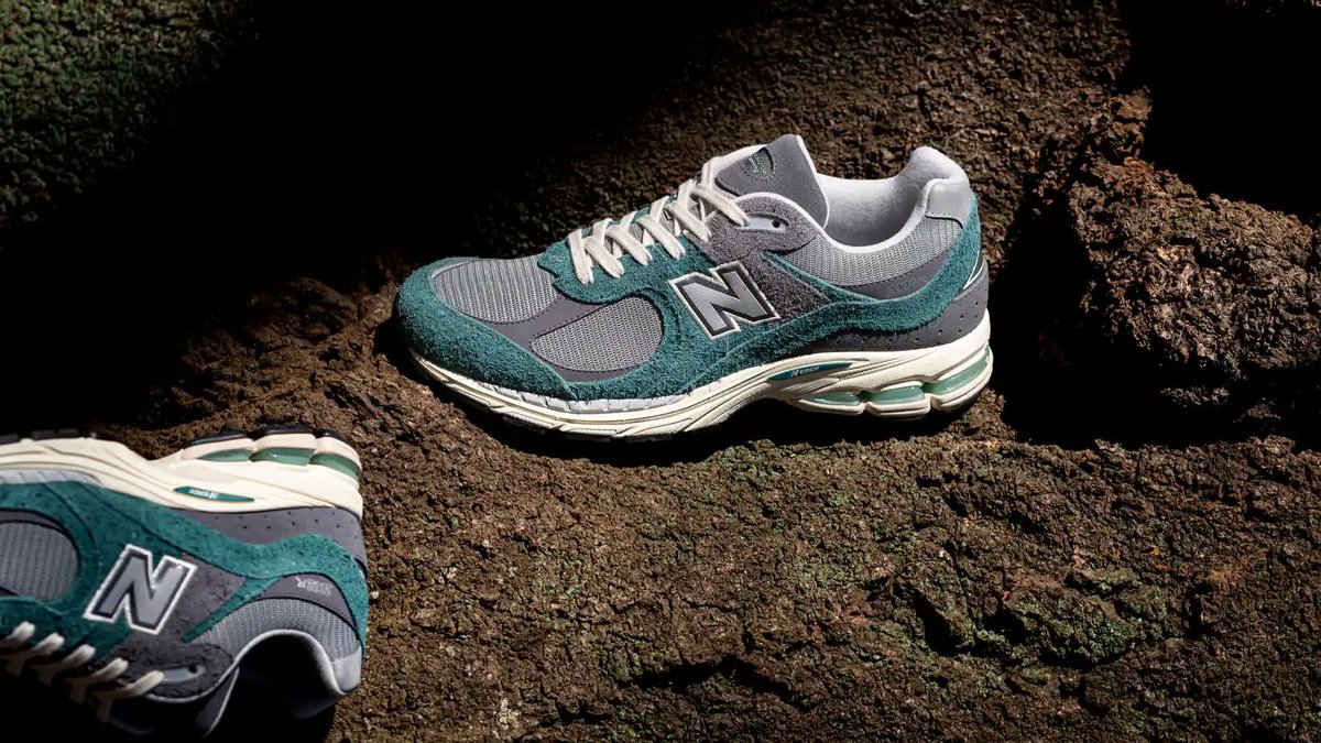 New Balance M2002 REM 