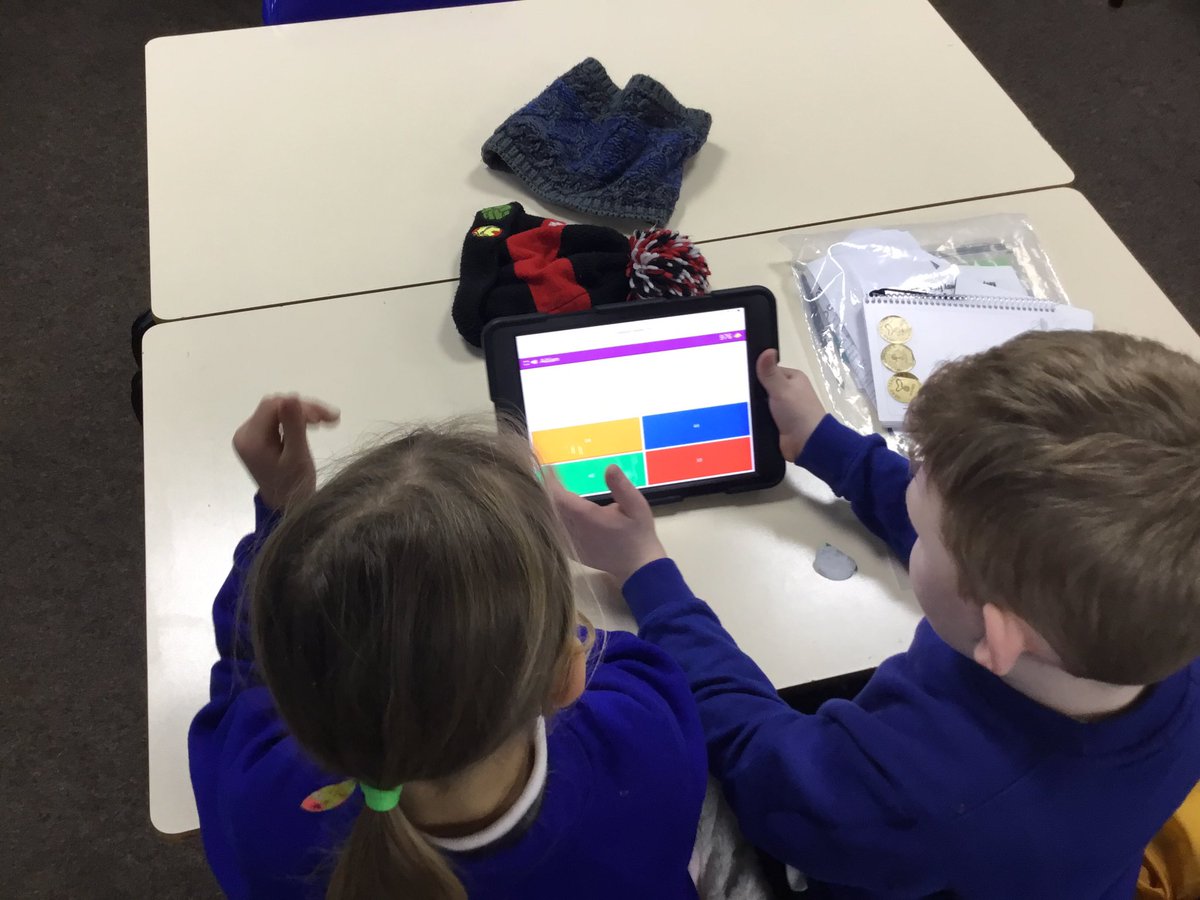 LeysFarm's tweet photo. Maths club enjoying a game of Blooket this afternoon. Lots of strategies being used to enhance their understanding of their 4x, 8x and 3x tables. #LFJSMathsclub #LFJSMaths @PlayBlooket https://t.co/JsHj9tz3hU