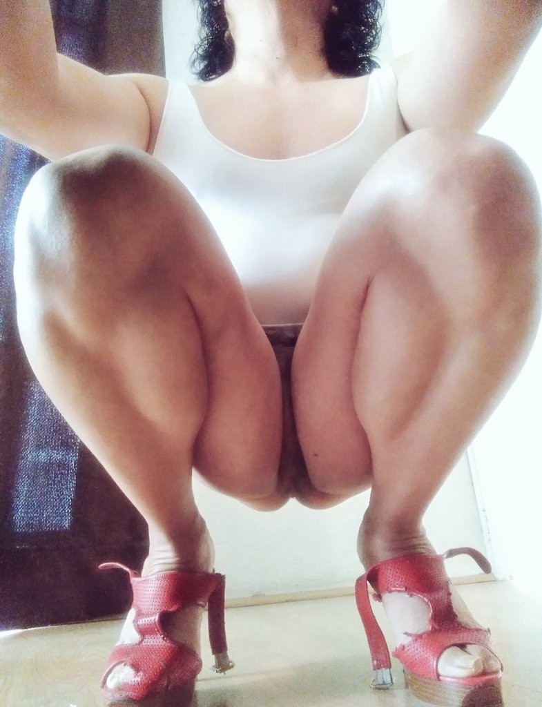 SalmaVazquezTv's tweet photo. 😍 Les gustaría que se las chupara así en esta posición Papacitos ..??😈😋
Envíen msj 📥
#MamadasGratis https://t.co/Np3st8YJPx