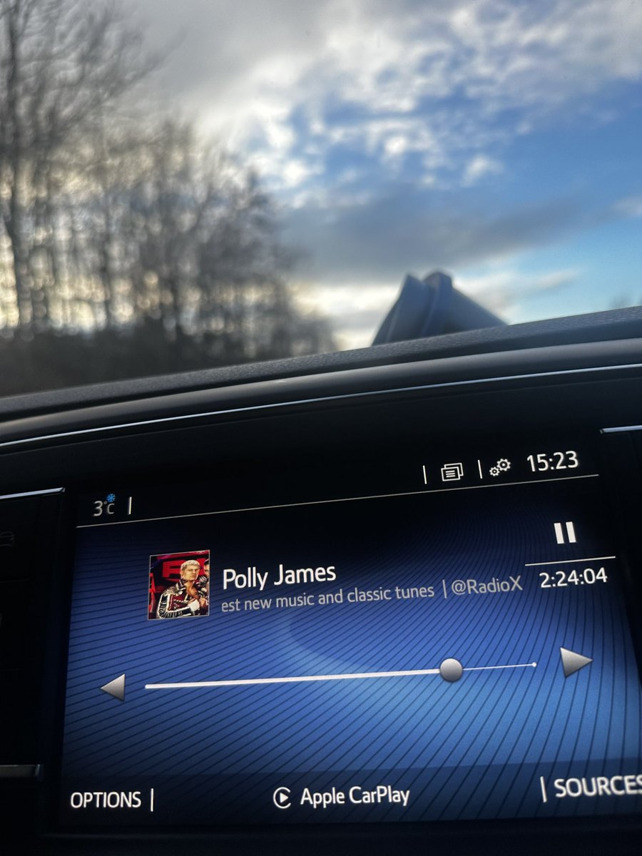 IanPurdie3's tweet photo. @RadioX @PollyJames new look Polly?🤔 https://t.co/V4pmVAVIk6