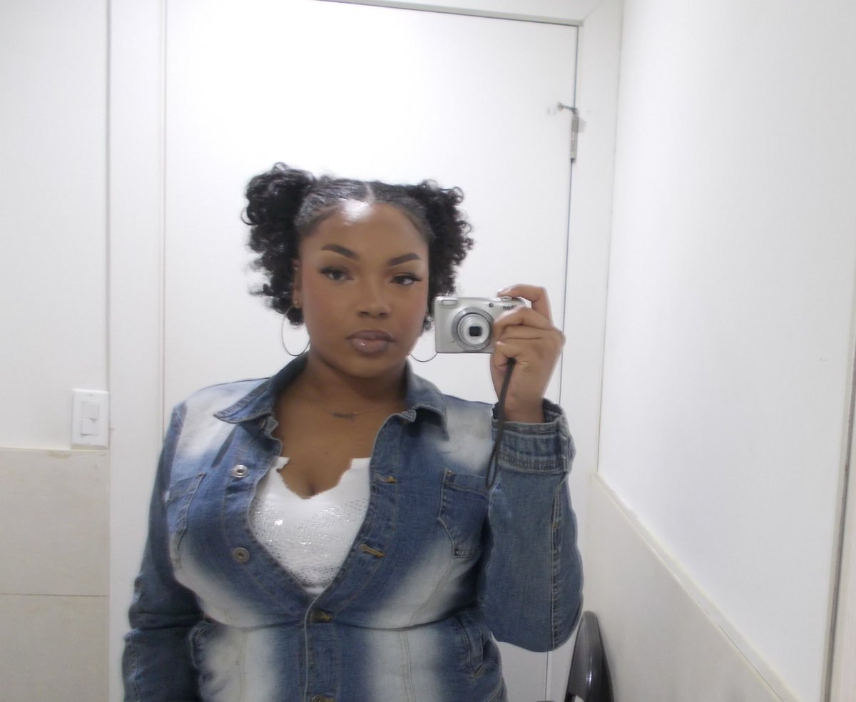 JIVENCCHY💕 tweet media