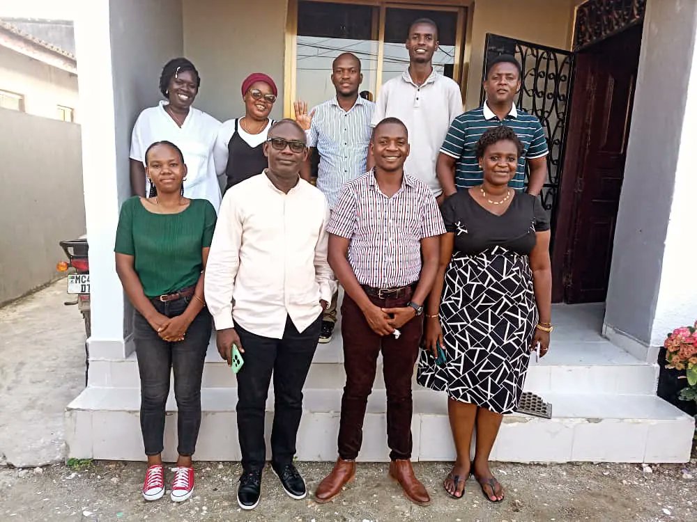 TYVAvijana's tweet photo. Exciting collaboration alert! 

Today, TYVA had a productive meeting with @CorpsAfrica Miss Ndeye Mareme (Senegal) and Mr. Mosses (Ghana). We're exploring ways to collectively empower local youth with valuable knowledge.
#NewEngagement 
#GlobalImpact https://t.co/y5VtRvNrGf