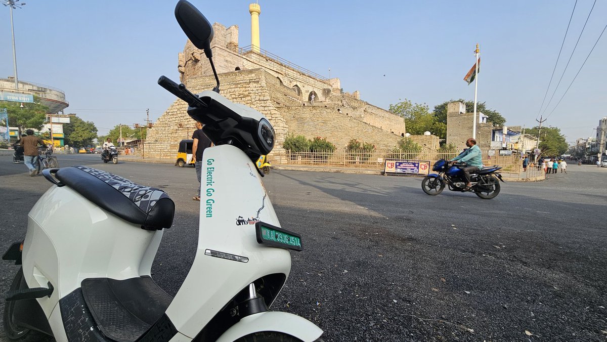 Hi EV Community i am RV i Riding my Ola S1 Pro Mysore to Ayodhya Ram mandir 2000+ km, Day 3, today Ride completed 314km Reched Hyderabad Ola Experiencecentre Begumpet Secunderbad tomorrow visiting 17/01/2024 Ola experience Adilabad <a href="/bhash/">Bhavish Aggarwal</a> <a href="/OlaElectric/">Ola Electric</a>  #Ayodhya #AyodhyaRamMandir