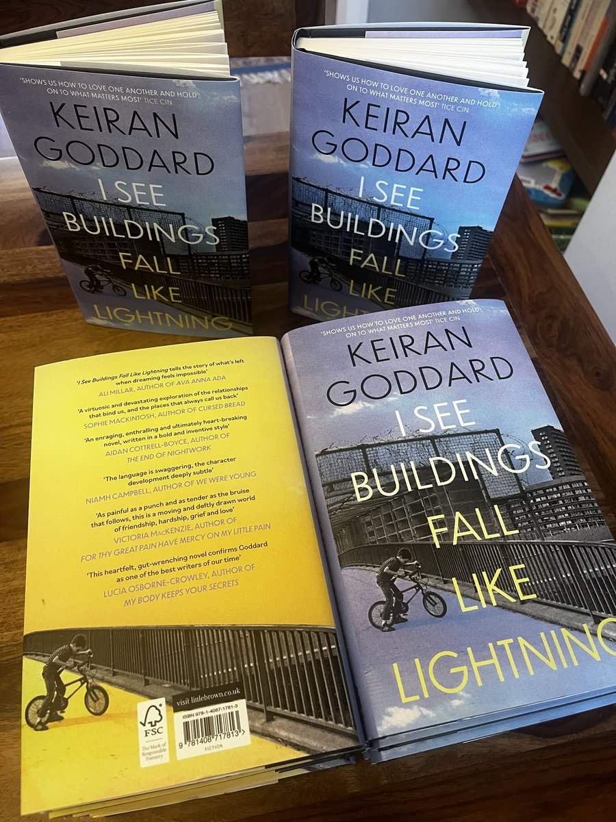 keirangoddard1's tweet photo. 📚BOOOOOOKS 📚
👁️🌊🌆📉⚡️
Preorder: https://t.co/uoTsfx3Igb
With thanks to @ticecin @ali_l_millar @acottrellboyce @HeatherParryUK @forthygreatpain @fairfairisles @LaurenBrown95 @LuciaOC_ @AbacusBooks @LittleBrownUK @C_Conville @CWAgencyUK https://t.co/wUEJB6s2pC