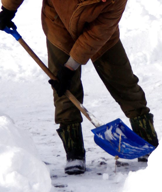protool_supply's tweet photo. When you're buying ice melt, it's important to think about the size of the areas you need to cover. Visit Pro Tool and Supply for more winter construction tips. 
https://t.co/UsJm6PC1Hl https://t.co/k0GJxZ0UEW