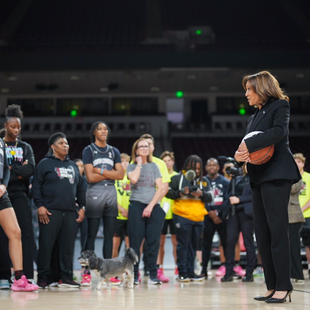 Vice President Kamala Harris speaks with the South Carolina Gamecocks women's basketball team.