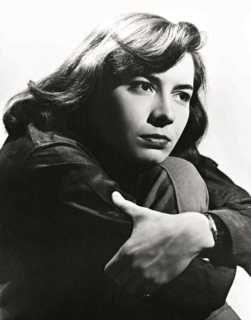 Silviamafi's tweet image. I avui de globus en veureu en aquest perfil. 

Faig anys i tinc la gran sort de compartir dia de naixement amb la gran #escriptora Patricia Highsmith.

46x🎈