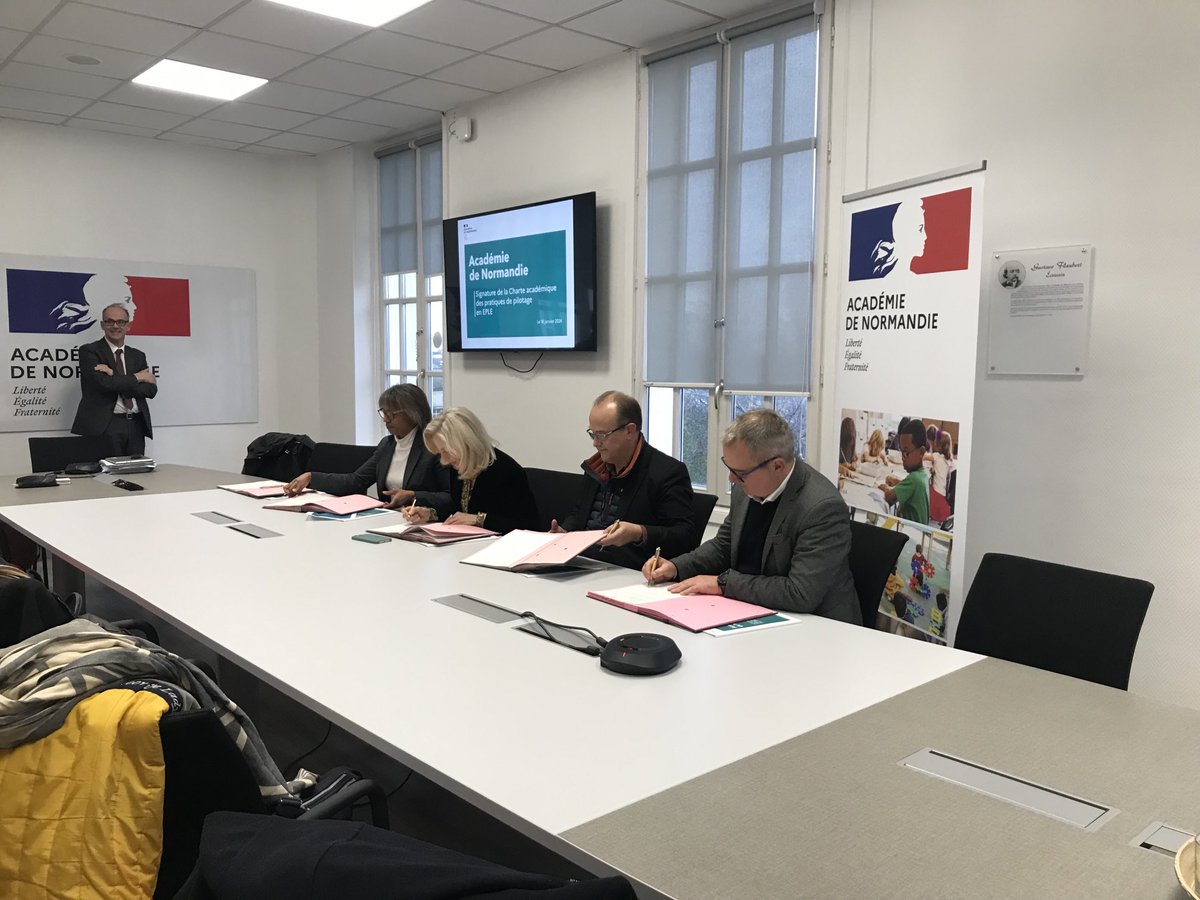 Signature ce jour de la charte académique des pratiques de pilotage en EPLE: il s’agit maintenant de la mettre en œuvre !