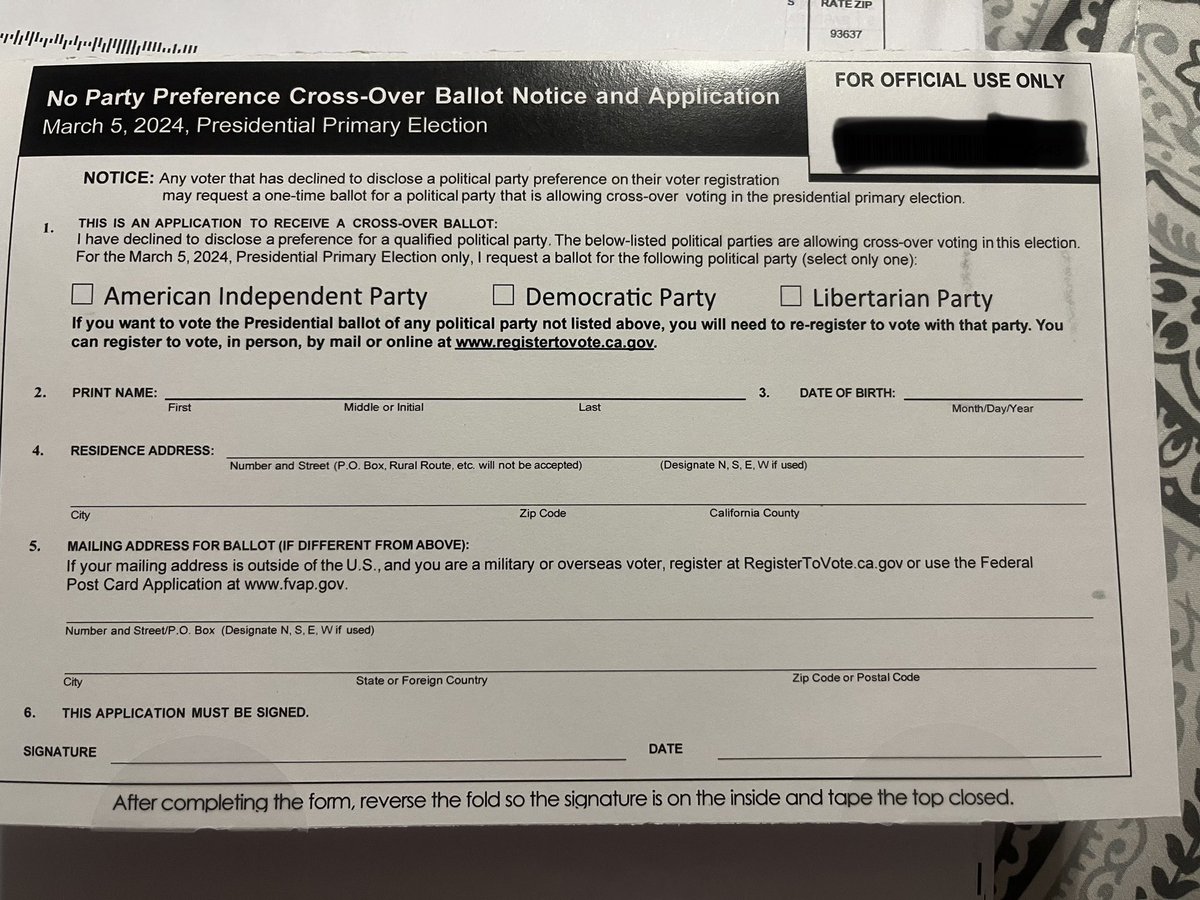ombutcher's tweet photo. I guess voting for republicans is not an option in California #californiaprimary https://t.co/Pf5B4MjQ2o