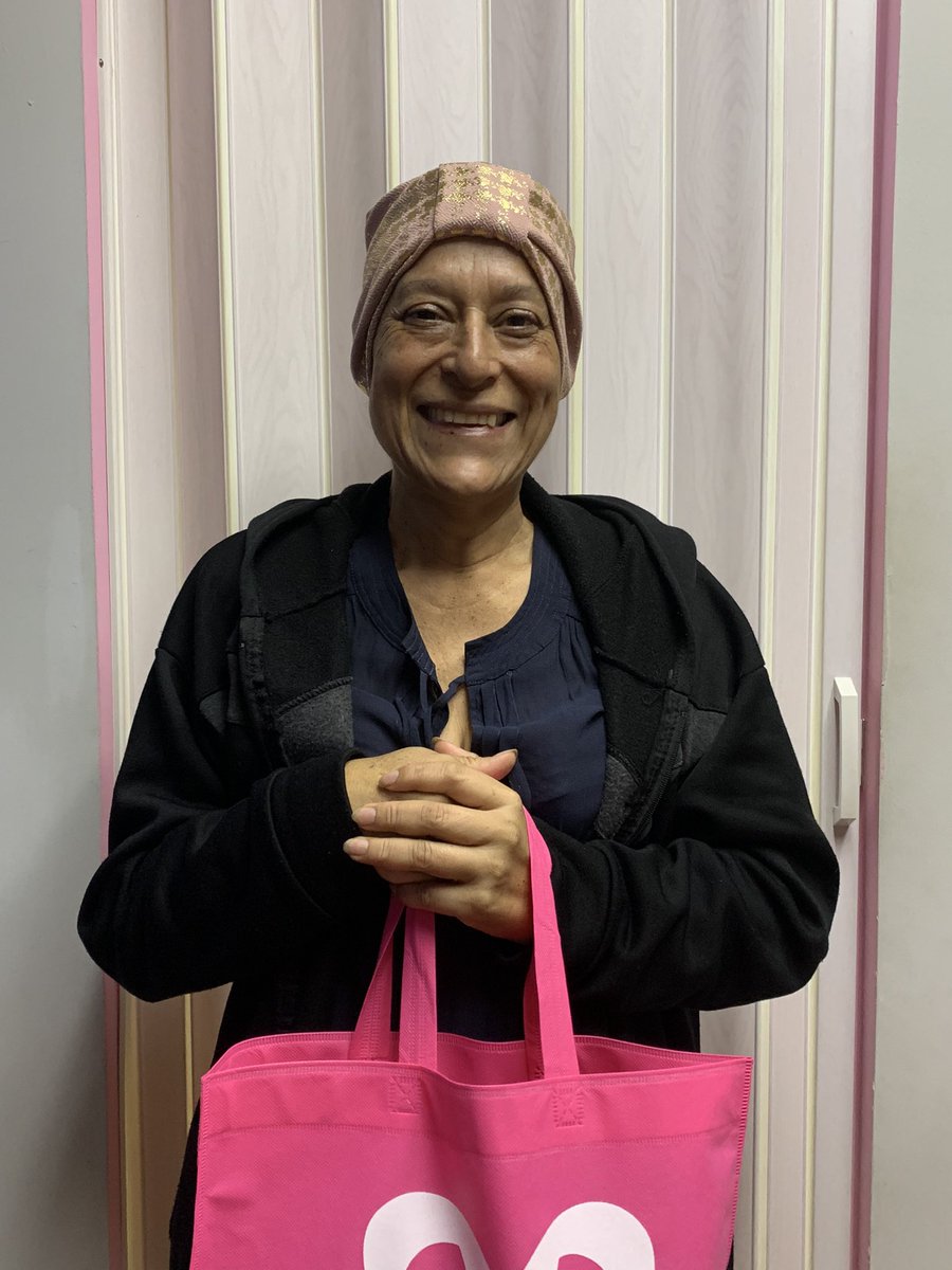 Fundecan's tweet photo. Las pacientes que nos visitan son valientes y sonrientes 🩷

#cancerdemama #fundecan https://t.co/poWADvFZTh