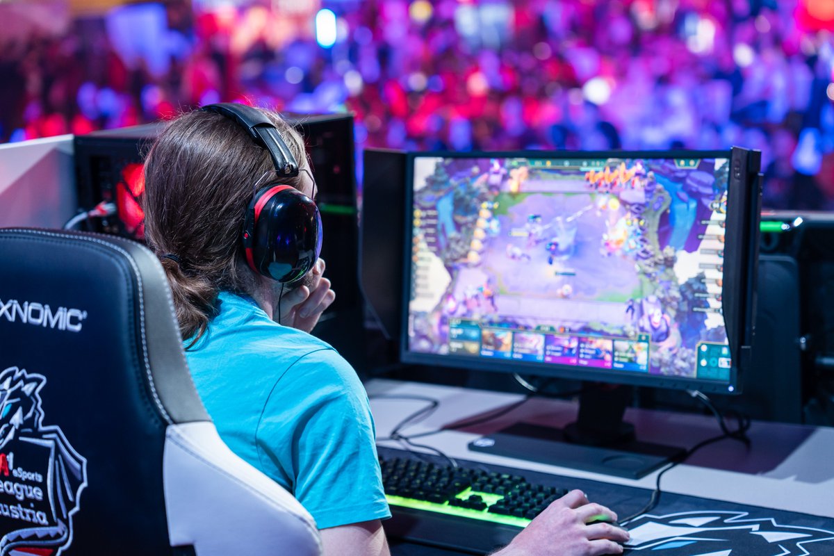 Service Tweet  📢

Alle angehenden <a href="/TFT_Germany/">Teamfight Tactics DE</a> Profis sollten jetzt gut aufpassen 👀 Am 20. &amp; 27. Januar finden die #A1eSports Pengu Cups für Set 10 statt 👊

🔝Newcomer Turnier (Iron-Emerald)
🏅10 Rare Eggs für die Top 64 

Jetzt anmelden 👉member.a1esports.at/quickform/tft/…