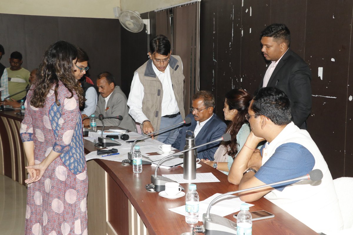 DmSambalpur's tweet photo. Samlei project inauguration will be held on 27th January 2024 by Hon'ble CM Naveen Patnaik. Today a co-ordination meeting regarding it was held at Zilla Parishad Conference Hall. https://t.co/GKgBqGbeU5