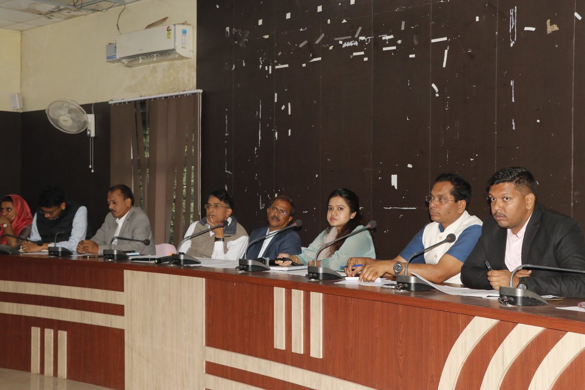 DmSambalpur's tweet photo. Samlei project inauguration will be held on 27th January 2024 by Hon'ble CM Naveen Patnaik. Today a co-ordination meeting regarding it was held at Zilla Parishad Conference Hall. https://t.co/GKgBqGbeU5