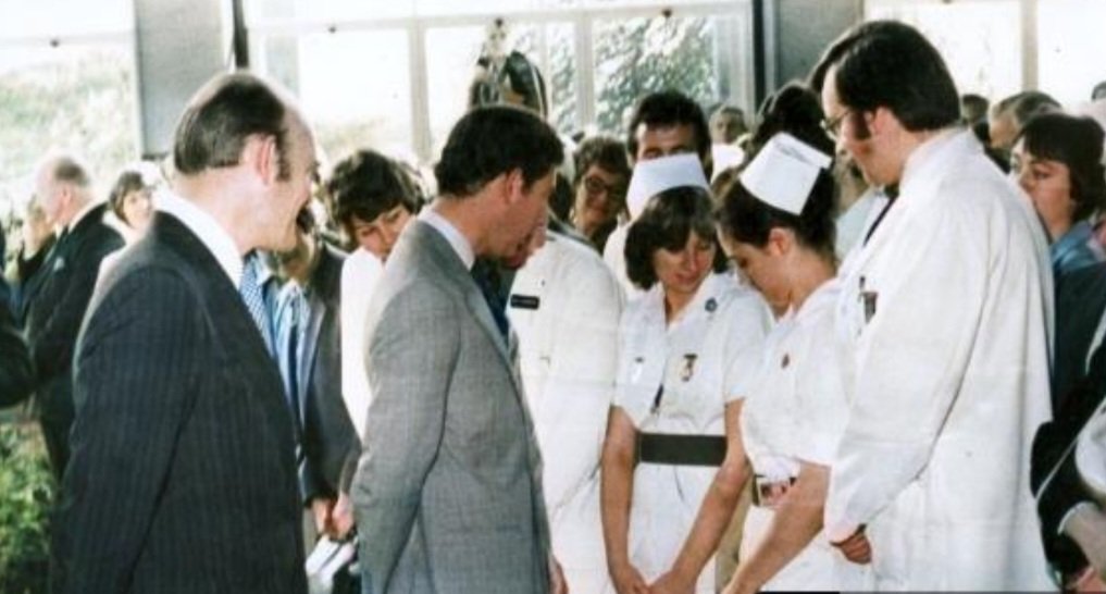 screwloose1980's tweet photo. The Prince pauses to chat with members of the hospital staff Prince Charles officially opens the Royal Hallamshire Hospital https://t.co/xIrvXjDHge
