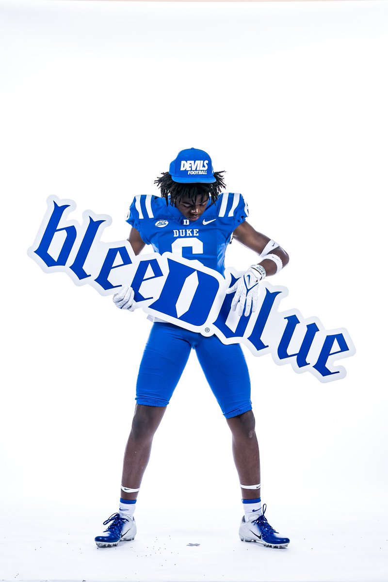 dorian_rutledge's tweet photo. After a great conversation with @coachRickLyster I am glad to receive my first Division I offer from Duke University @DukeFOOTBALL @DUFBRecruit @caochcarrawell @Coach_MannyDiaz @MiddletownFB @coachjohnson302 @ZacharyBlum1 https://t.co/XPh62OG2D1