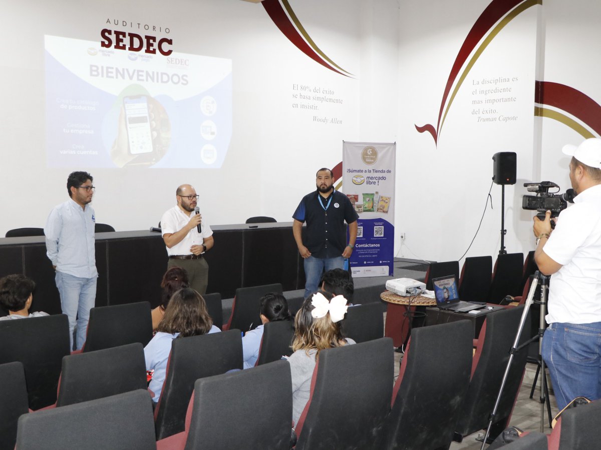 SEDEC_Tab's tweet photo. #SEDECinforma | El día de ayer, se llevó a cabo el taller "Manda tus productos a todo México con Mercado Envíos", donde se presentó a los asistentes como utilizar la plataforma de @Mercadolibre para sus #negocios.🎯
#Emprendedores #VentaEnLinea #Comercializacion #EsenciaTabasco https://t.co/SMfheeHd3M