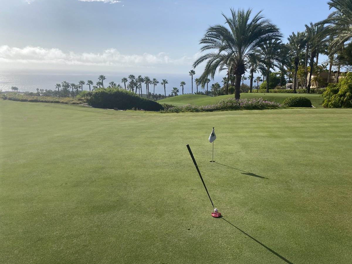 The amazing <a href="/BloodlineGolf/">Bloodline Golf</a> putter working it’s magic on the ultra fast greens <a href="/AbamaGolf/">Abama Golf</a> Tenerife