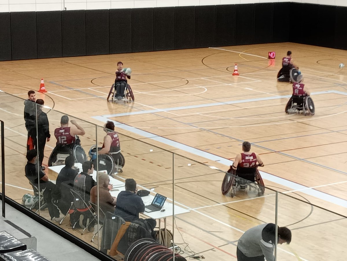 zuzenakclub's tweet photo. 📷 Los mejores momentos del Euskotren Zuzenak en la 4ª jornada de la Liga de rugby en silla
Barcelona (13-14 enero)
@Euskotren
@FEDEDDF
#quadrugby
#RugbySilla
https://t.co/41PVyHc4Nq https://t.co/oFDdJAa5ez