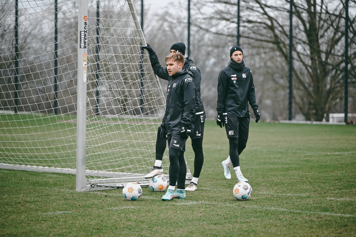 VfL_1899's tweet image. 🔜 #KSCOSN 

#vfl1899