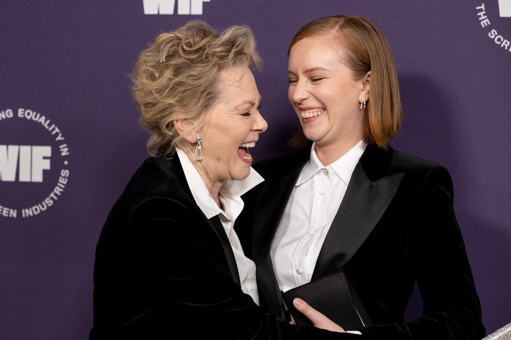 mirrenelle's tweet photo. I love them because they're the ideal workplace friendship... the weird 28 year old and her cool 72 year old bestie https://t.co/DD47qDADAn