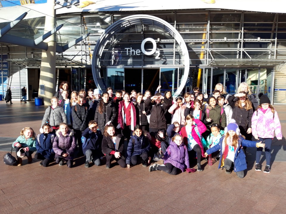 Wheatfields_'s tweet image. Young Voices choir at 02 looking forward to this evening's show!