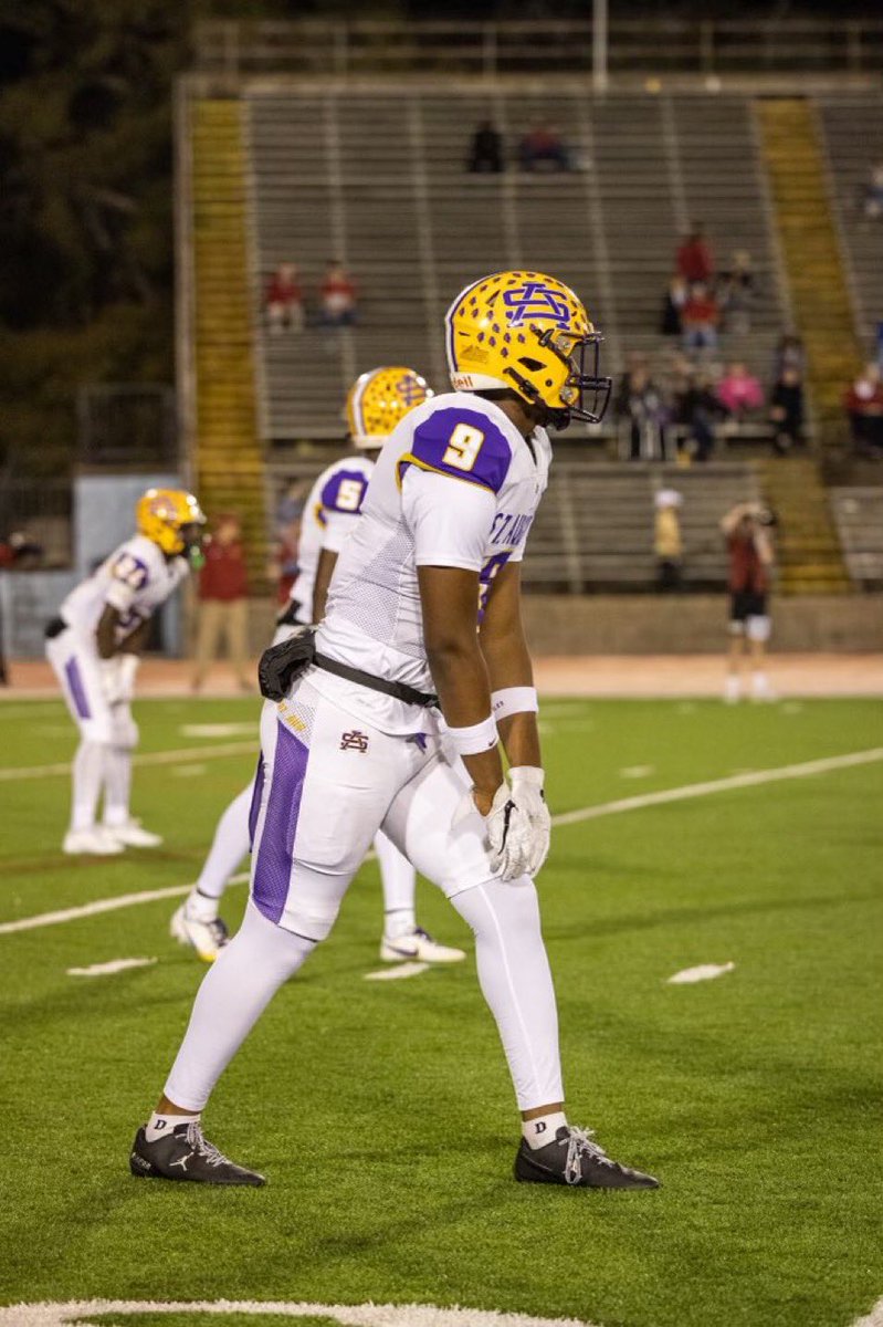 BE_LEGENDARY__'s tweet photo. 2 of the best in the country from DA BOOT still uncommitted. Watch the FILM. Contact me 

@JoshJackson_4 6’3 200 WR
Ole miss Miss St Tulane Nebraska Michigan 
https://t.co/z7XelgQf5R

@HubertCaliste9 6’4 235 TE
Fla ST Indiana Geo Tech Houston Tulane
https://t.co/fFTcJAtKyw https://t.co/TJ9FbsTzLK
