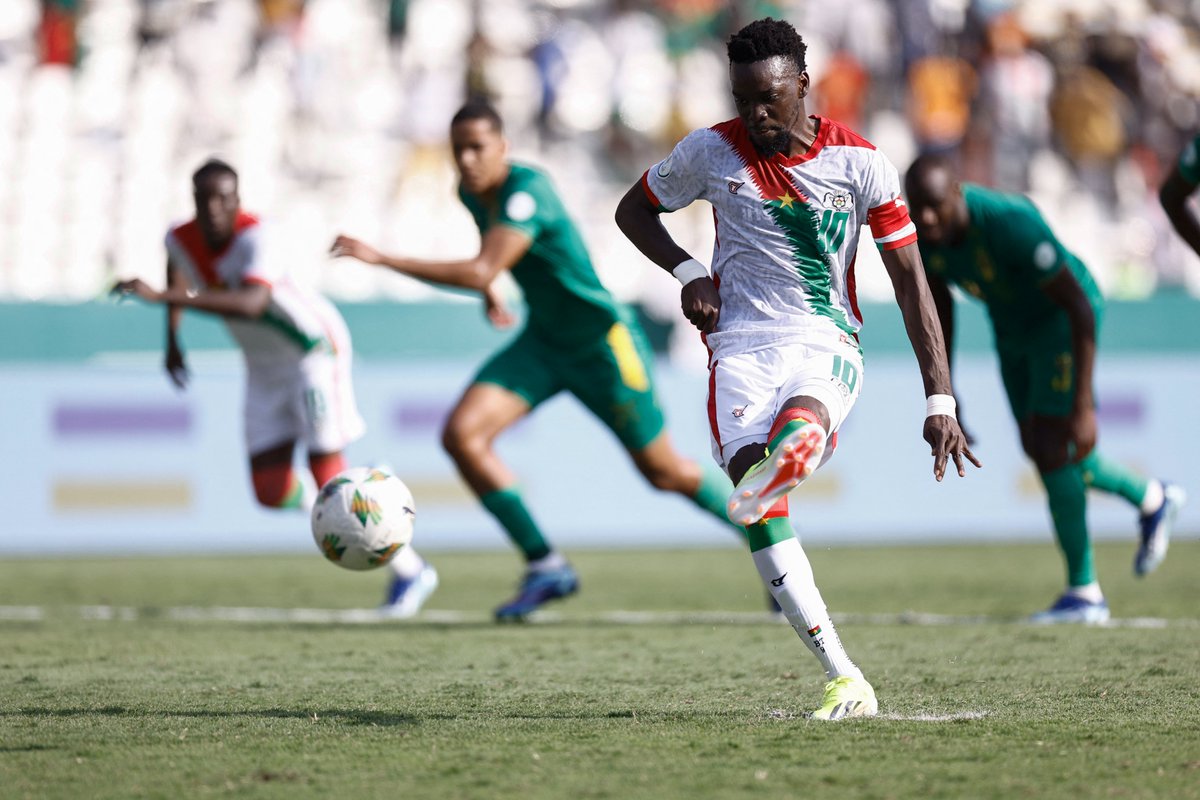 OptaJean's tweet photo. 3 - Bertrand Traoré (2017, 2021 and 2023) is the third Burkina Faso player to score in three different editions of the #AFCON , after Alain Traoré (2012, 2013 and 2017) and Aristide Bancé (2013, 2015 and 2017). Stallion. #BFAMRT https://t.co/sdMoYHcJFe