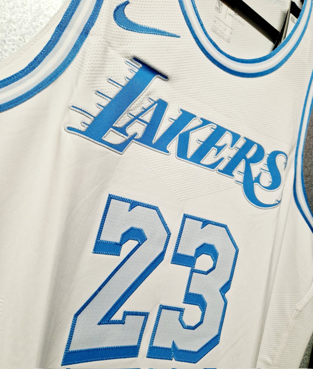 TTBSUK's tweet photo. The King James drop is really coming together now with lots of DEADSTOCK jerseys like the one above dropping this Friday at 6pm! π±
.
#nba #basketball #basketballstyle #nbajersey #nbastyle #nbafits #sportwearstyle #fanapparel #realjerseysforrealfans #basketballjersey #lebronjames https://t.co/1jWJkmEBrN