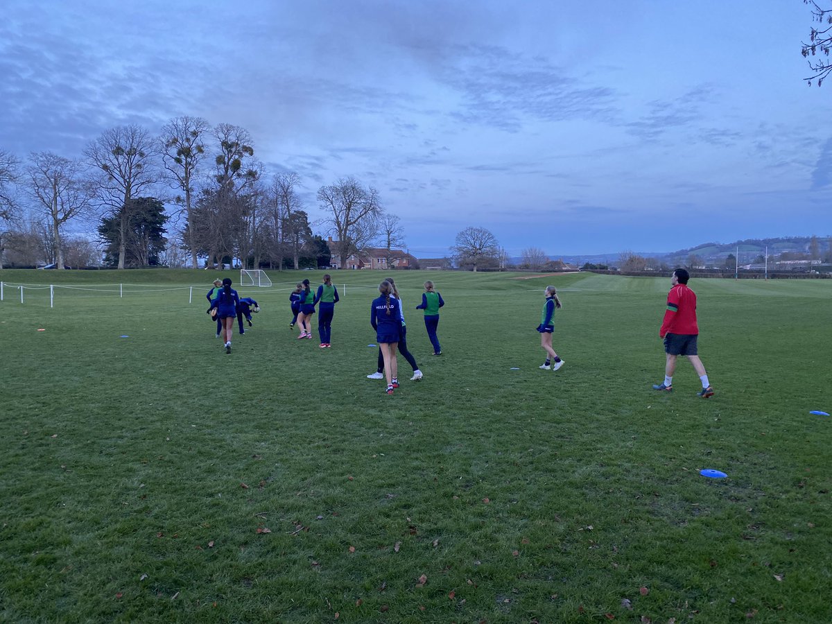 MPS_Sport's tweet photo. @MPS_Sport y8 rugby girls loving the club this afternoon! #LotsOfLearning #Smiles π΄π’π΅π @MillfieldRugby https://t.co/NWrKLpGZue