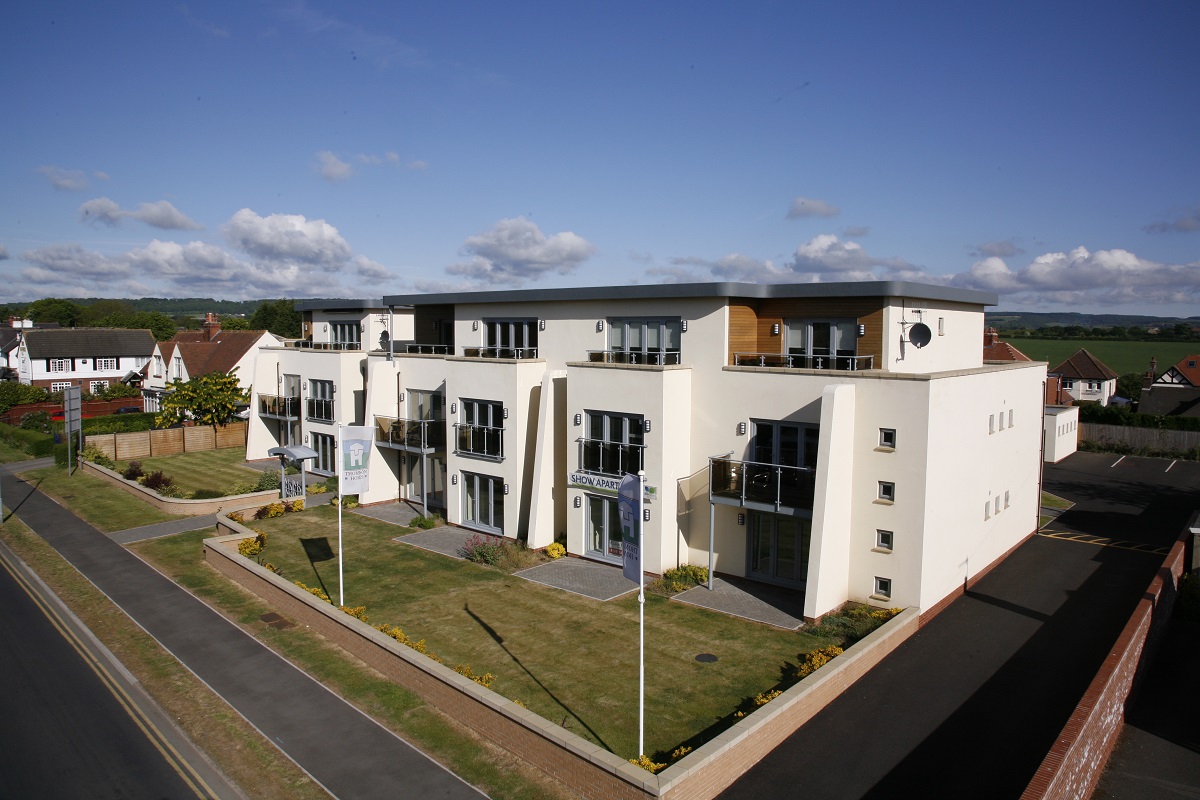 TopsealSystems's tweet photo. Topseal can provide a flat roofing solution that is guaranteed to last decades. There's a Topseal solution for various types of projects, from a small domestic installation to large installations on commercial premises. https://t.co/r9gk2b7uxx