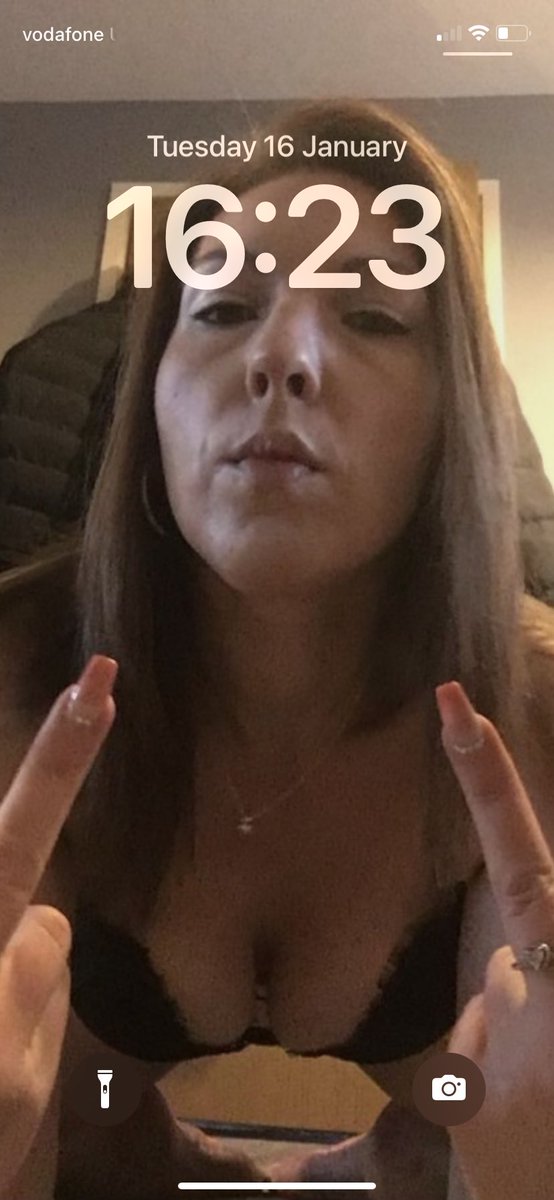 cagedsub83's tweet photo. You always have to make mistress @Mistres86687786 your screensaver https://t.co/O9cA6IXl4s