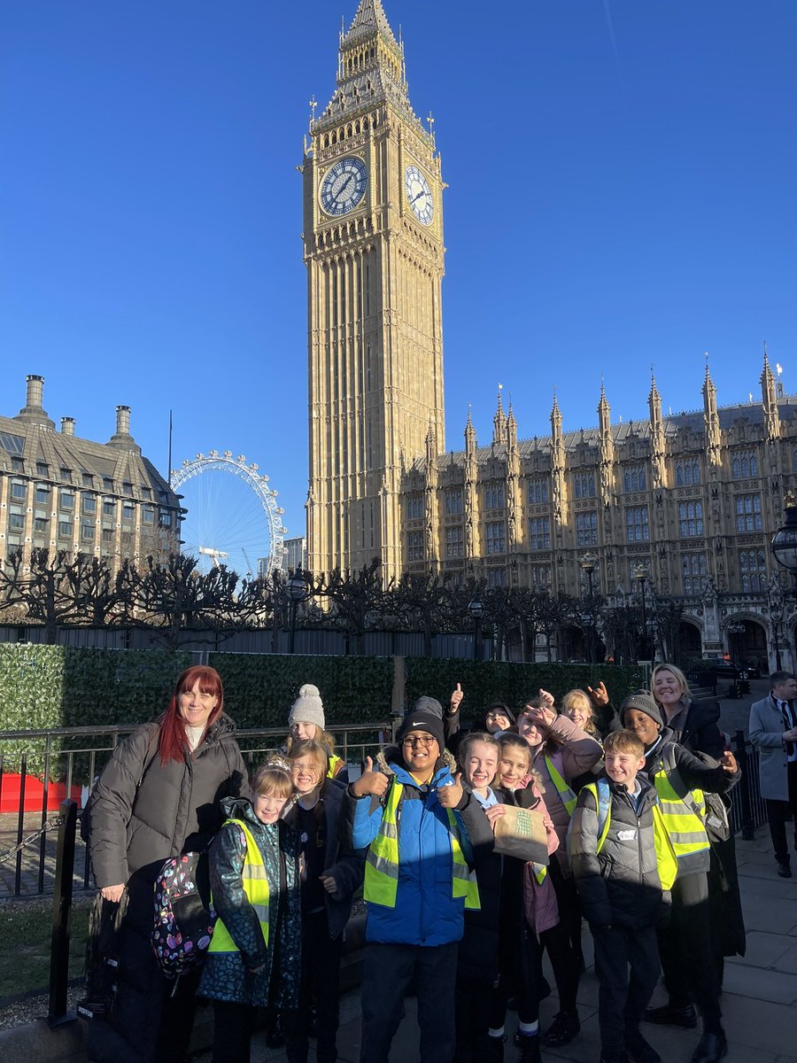 st_peters_read's tweet photo. Houses of Parliament Trip: Leg 4 - Big Ben and the London Eye! We managed to get into the House of Commons gallery to listen to the MPs debate and saw the speaker too! @UKParliament https://t.co/hbN2lukUsz