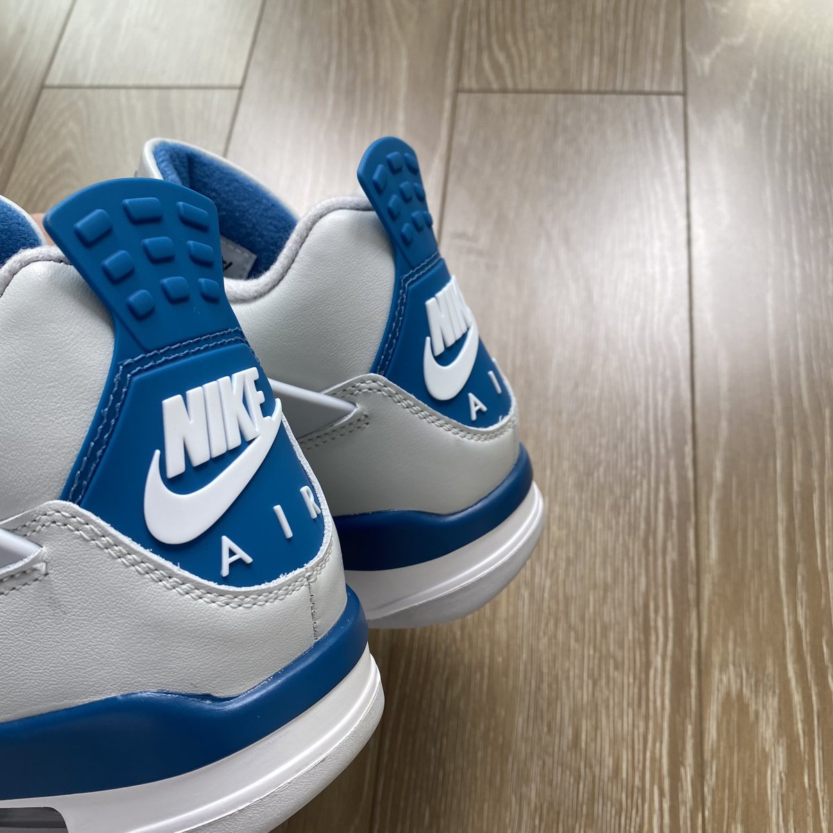 Air Jordan 4 "Military Blue"
FV5029-141 $210
2024.5.11