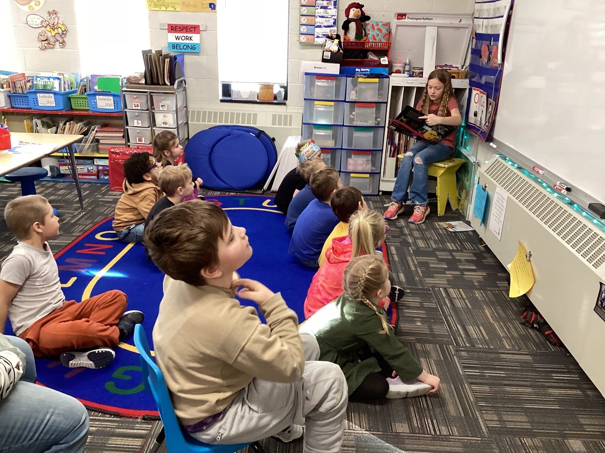 Thank you to this awesome 3rd grader for coming to read to our Kinders this morning!  Excellent job!😊