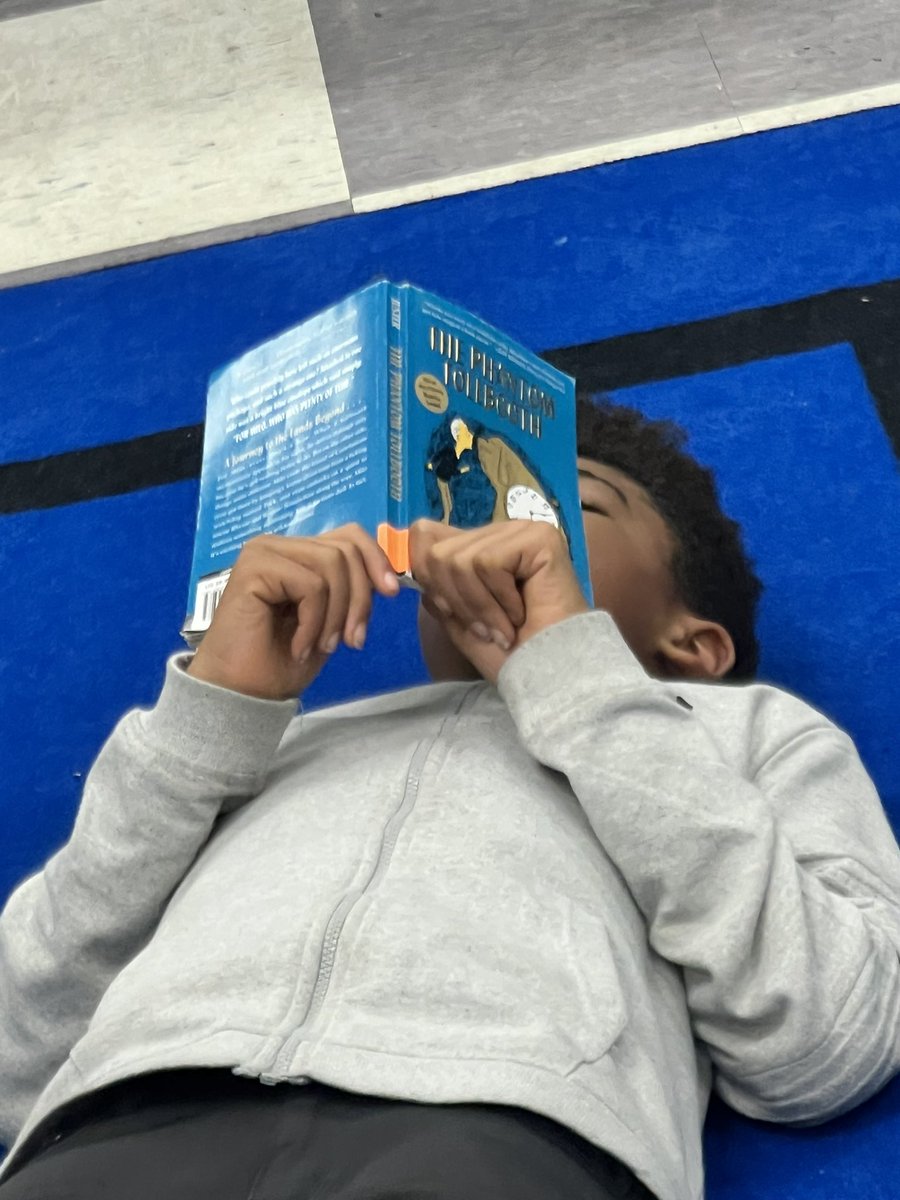 Our <a href="/WrightsboroE/">Wrightsboro Elementary</a> 5th graders enjoyed their guest reader today! Thank you Mr. Worthington for taking time to read with our Cool Cat scholars. 🦁 #thephantomtolbooth <a href="/NewHanoverCoSch/">New Hanover County Schools</a> <a href="/JaredWorthingt1/">Jared Worthington</a>