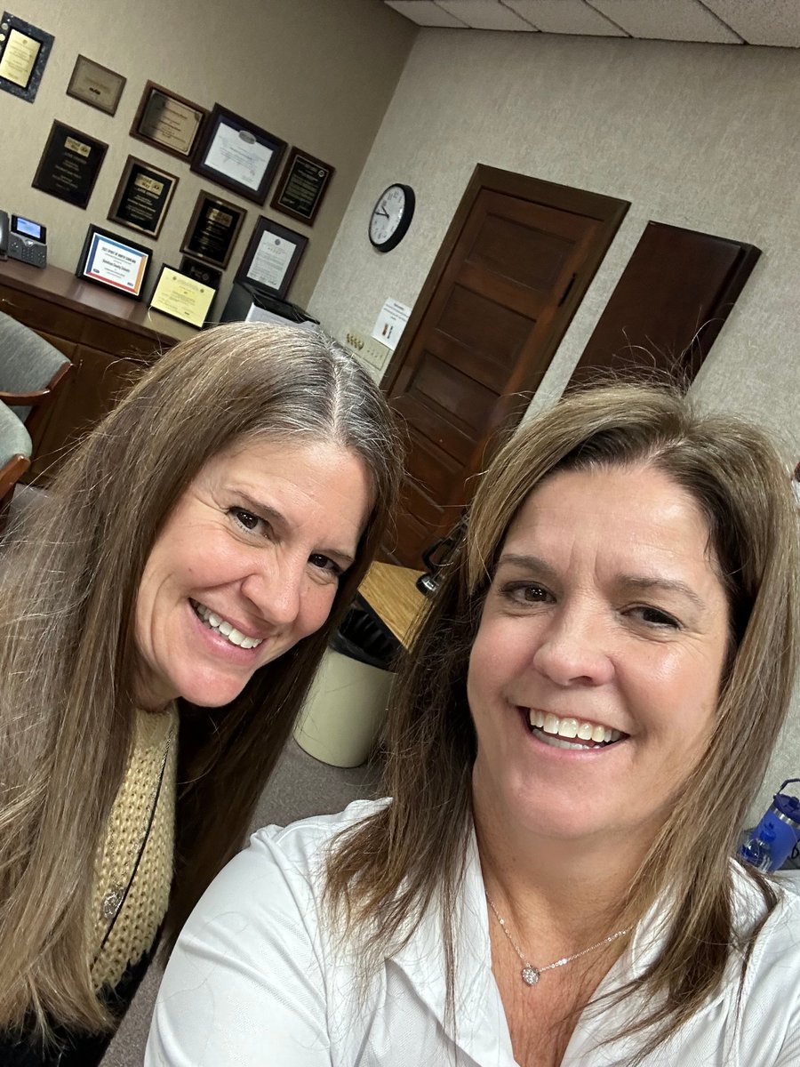 pnabbie's tweet image. A great way to spend a Friday with fabulous educators like Sue Tobin from Davidson County Schools.

Love when educators are excited to #learnshareconnect with all things @DiscoveryEd 

#nced @ncpublicschools