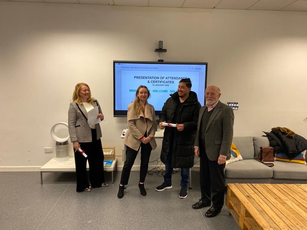 SpeedpakGroup's tweet photo. What a lovely day to celebrate the achievement of our trainees alongside our volunteer #asylumseeker participants with #manualhandling #SafePass certs! Pilot programme was co-produced with @NS_Partnership &amp; included #Englishskills &amp; commercial work experience @rodericogorman https://t.co/URi3AElphd