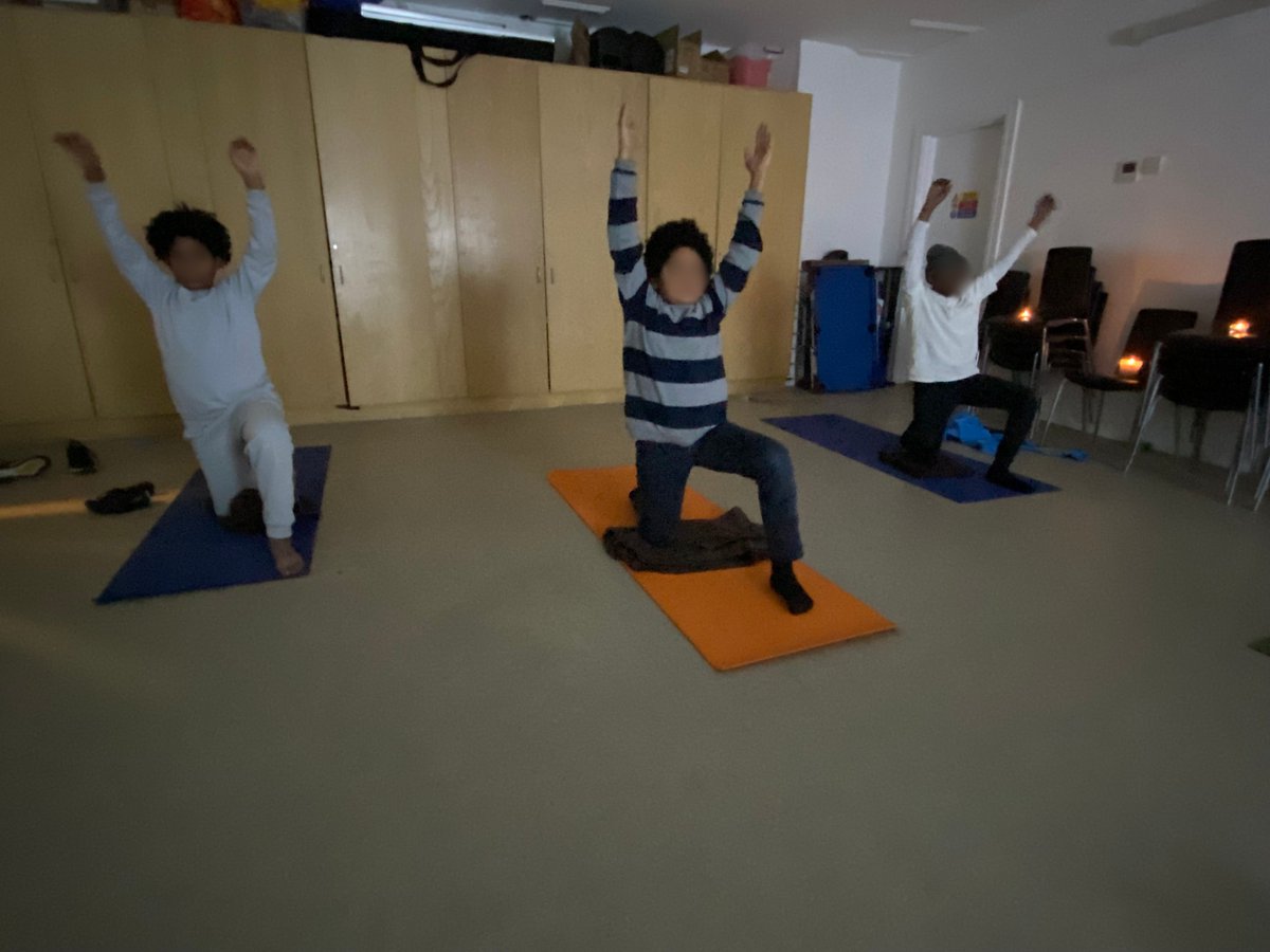 Boys Club got physical this week our young people took part in an intense Yoga session! This was a fantastic way to promote physical and mental well-being, While also teaching valuable life skills such as focus and self-discipline 🧘‍♂️ 🕯️ #Yoga #Camden #Youngpeople