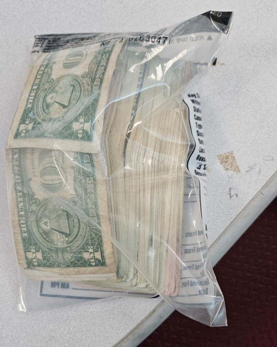 USBPChiefBUN's tweet image. On January 12th, 2024, Rochester Border Patrol Agents and a Canine Team assisted GRANET Task Force to seize 23 gms of Cocaine, $4,607, various drug paraphernalia, and .222 caliber rifle, &amp;amp; 9mm Taurus Handgun during the servicing of a search warrant.  #USBorderPatrol #SafeStreets