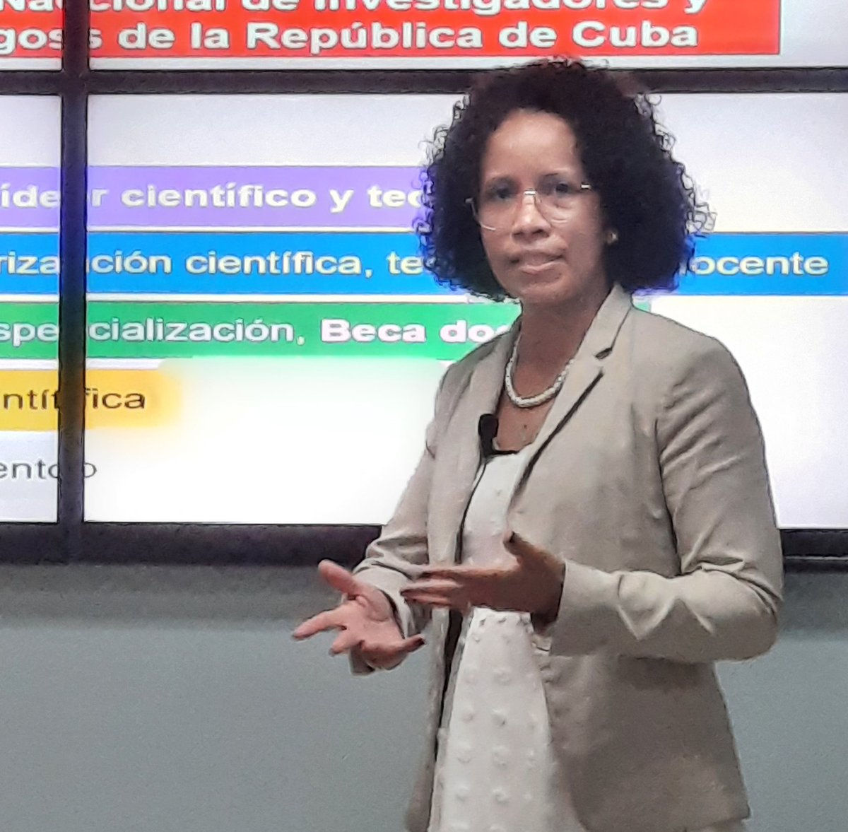 Participamos en la exitosa defensa de Dr de la Directora de Potencial Humano de <a href="/citmacuba/">Ministerio de Ciencia, Tecnología y Medio Ambiente</a> Maria Luisa Zamora,seguimos avanzando en la formación de jóvenes cuadros que contribuyan a la calidad y  desarrollo del Sistema de Ciencia Tecnológia e Innovación del pais🇨🇺Felicidades!!
