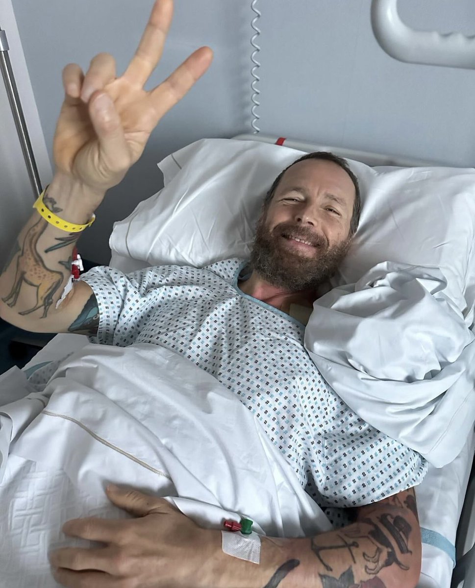 “Oggi dopo 6 mesi dalla caduta sono stato operato per ricostruire il femore che non era allineato correttamente e, nonostante tutta la fisioterapia, il problema biomeccanico che si era creato non mi permetteva di camminare senza stampelle e non c’era più margine di miglioramento