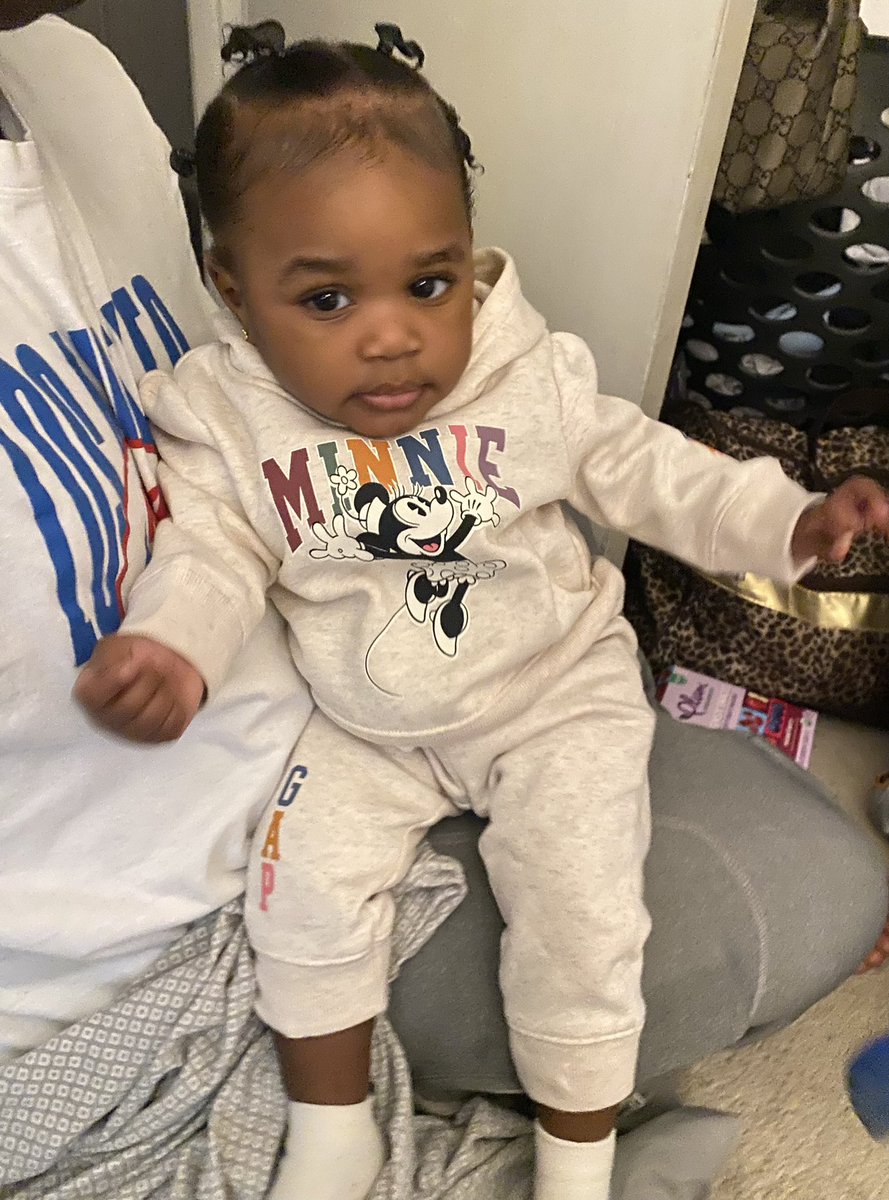 itsyagirlLonna's tweet image. Happyyyy Birthdayy to myyy beautiful nieceee Tee Tee loveeeeee youuu🥰❤️❤️🥳🎉🎉🎈🎈 #TheBig1 #OnJan16thaprincesswasborn👑