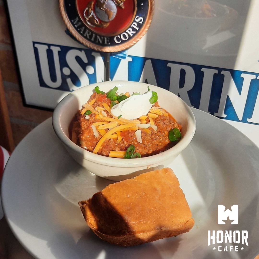 🍲 Today’s Special: Heartwarming Chili served with homemade Cornbread! Dive into the comfort of our rich, flavorful chili perfectly paired with golden, buttery cornbread.

A match made in comfort food heaven, ready to warm you up on this chilly day! 🌽🔥