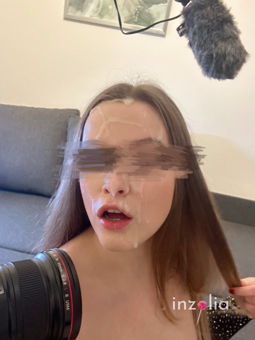 Would you create a cum painting on my face? https://t.co/XltFoXSAXG