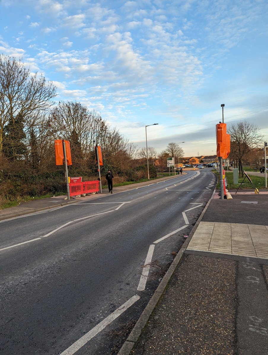 Traffic signals adjacent to Sainsbury's #Oxney_Road taken out of service again.